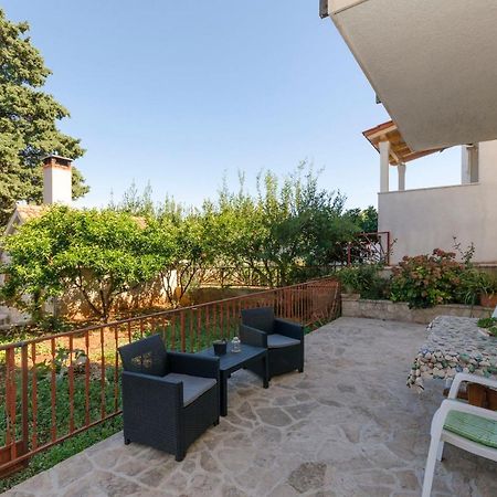 Apartments Silvana Супетар Екстериор снимка