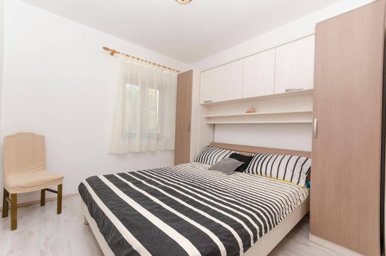Apartments Silvana Супетар Екстериор снимка