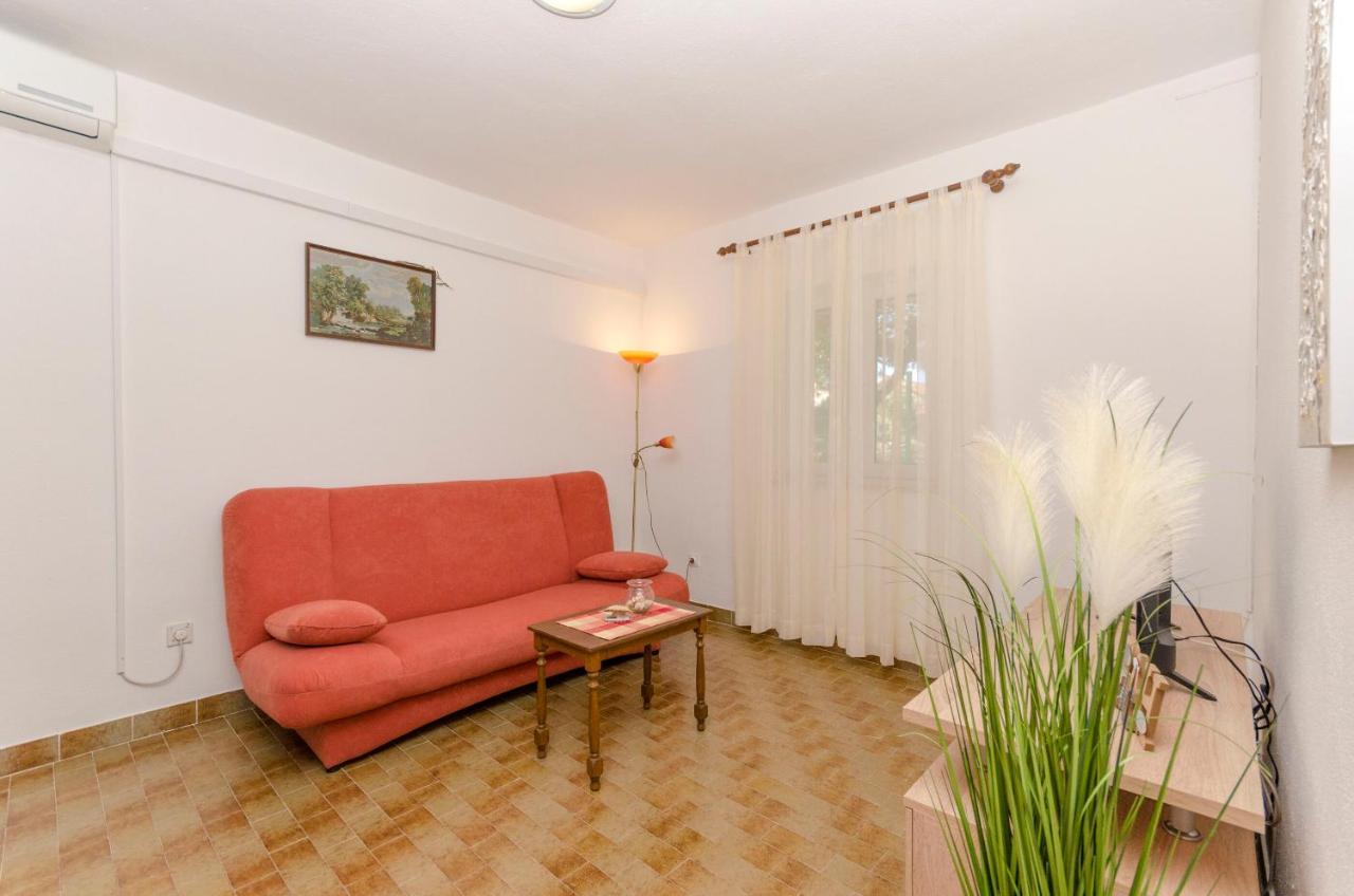 Apartments Silvana Супетар Екстериор снимка