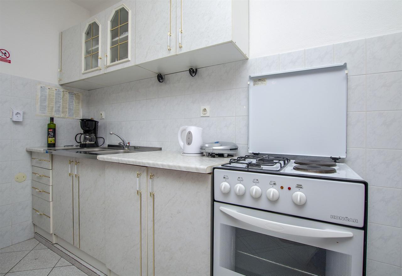 Apartments Silvana Супетар Екстериор снимка